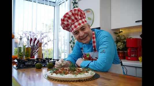OKTAY USTA'dan YOĞURTLU CEVİZLİ KABAK SALATASI TARİFİ